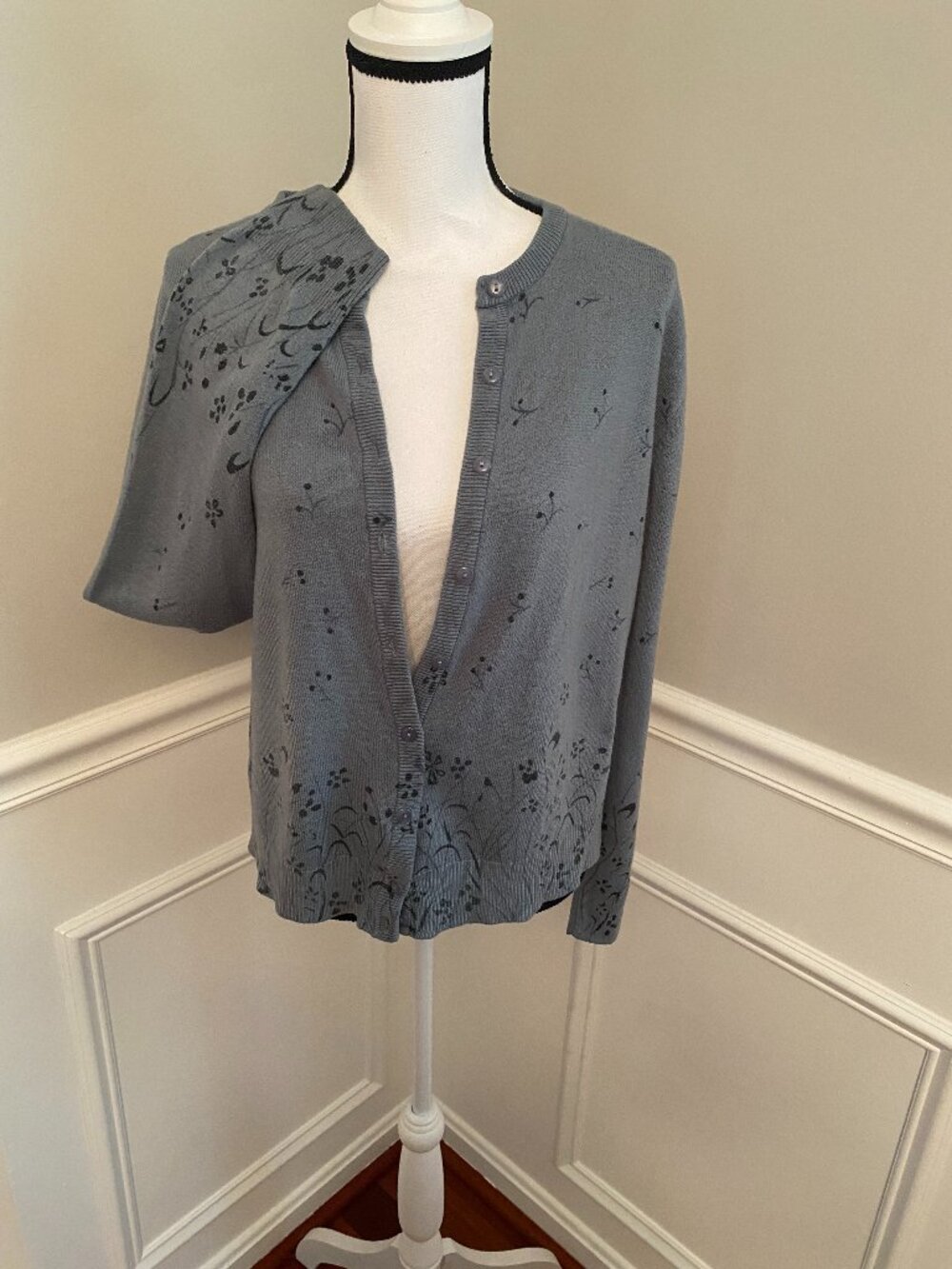 Sag Harbor Blue Floral Cardigan size Large